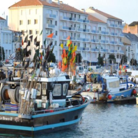 Pretty And Bright Studio With View On The Harbor Les Sables-d'Olonne Ngoại thất bức ảnh